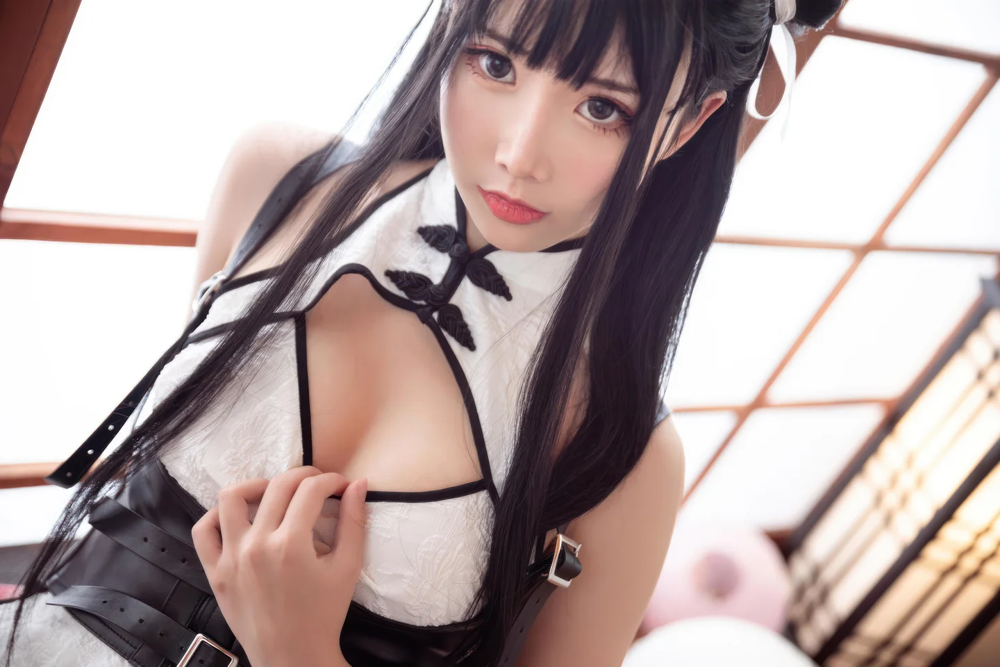 面饼仙儿 - 白色旗袍 [60P-510MB] tg@simisebaisi 【丝足阁】011.webp